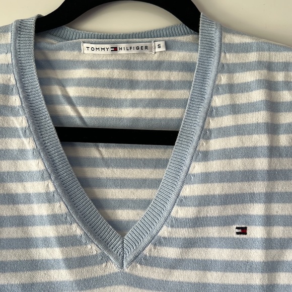 Tommy Hilfiger Baby Blue and White Striped V-neck Sweater - size S - Picture 2 of 7